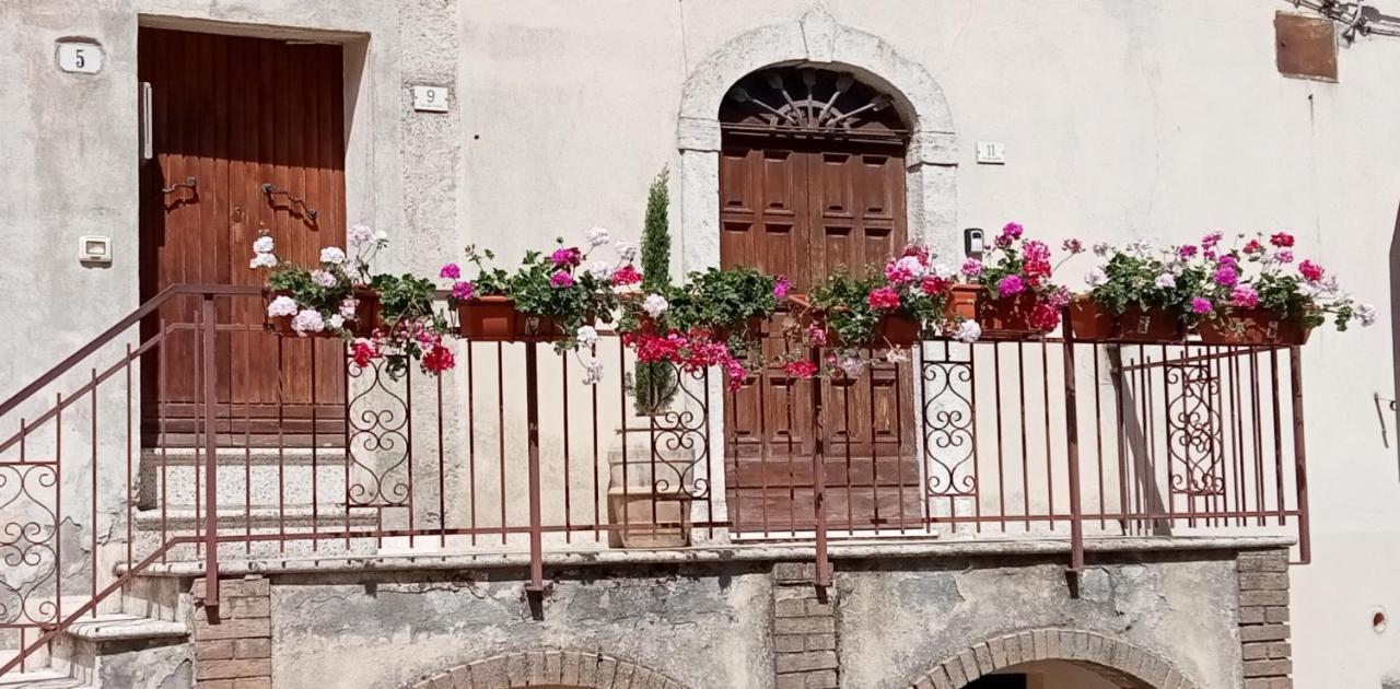 Amiter Bagni San Filippo Apartment Bagian luar foto